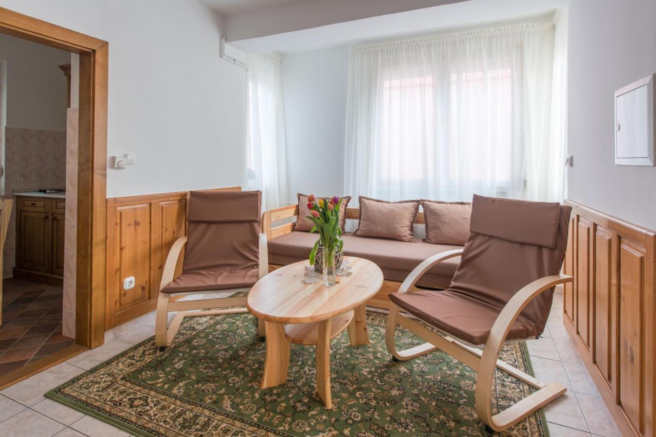 Hajdu Apartman 3. Hajduszoboszlo Luaran gambar