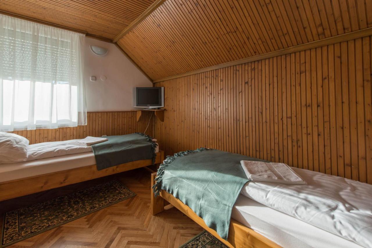 Hajdu Apartman 3. Hajduszoboszlo Luaran gambar
